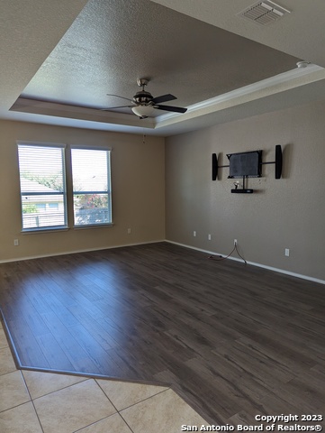 Listing photo id 4 for 658 Trinity Meadows