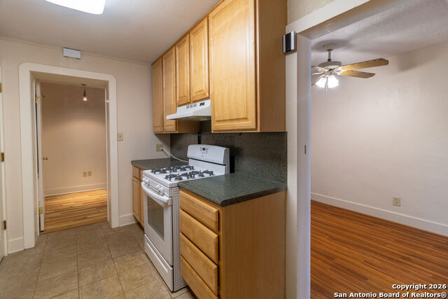 Image 15 of 29 For 1933 Mckinley Avenue