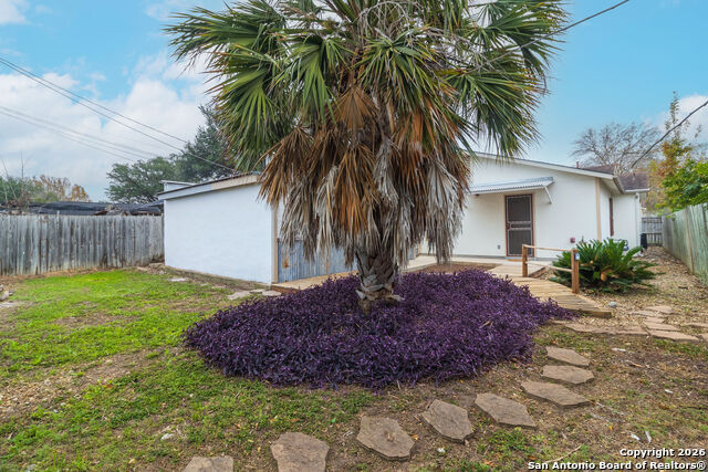 Image 21 of 29 For 1933 Mckinley Avenue