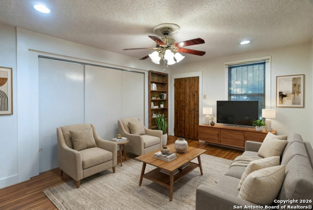 Image 6 of 29 For 1933 Mckinley Avenue