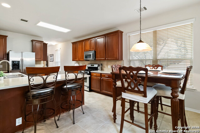 Image 5 of 28 For 10119 Ramblin River