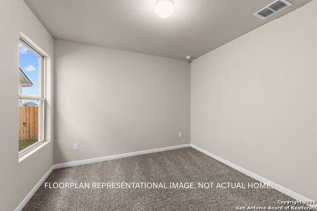 Listing photo id 12 for 6208 Medina Oasis