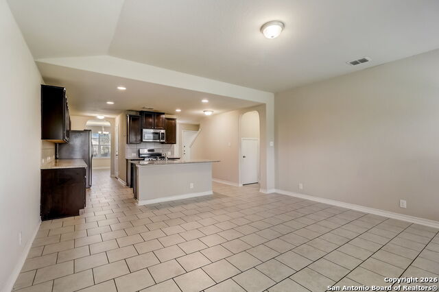 Image 21 of 50 For 2622 Willow Pond