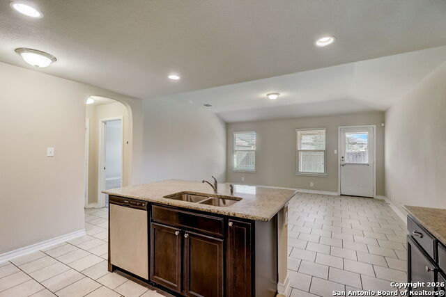 Image 23 of 50 For 2622 Willow Pond