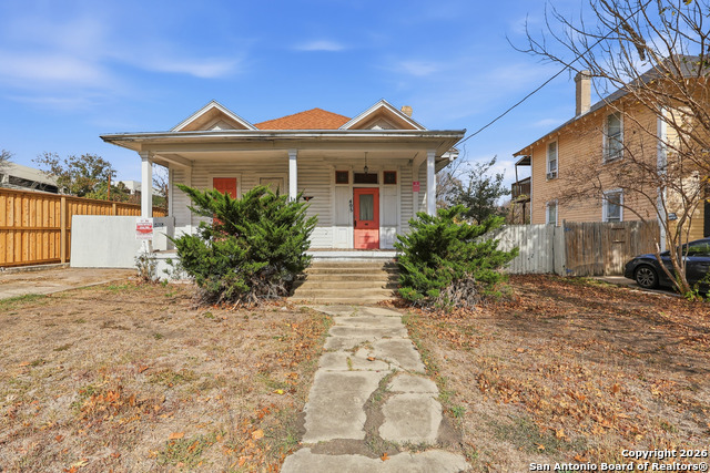 Image 4 of 10 For 405 Laurel  