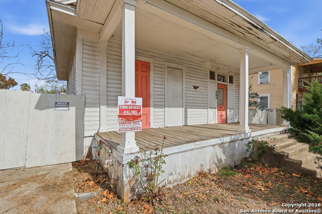 Image 6 of 10 For 405 Laurel  