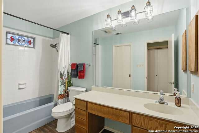 Image 20 of 23 For 1319 Saint Andrews  5803