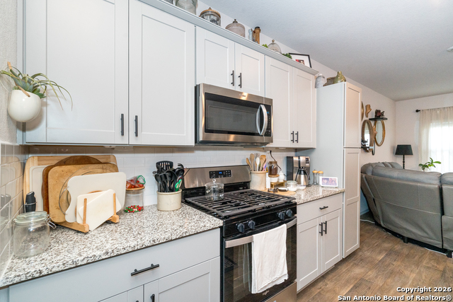 Image 15 of 50 For 393 Trent Drive