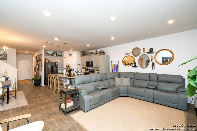 Image 22 of 50 For 393 Trent Drive