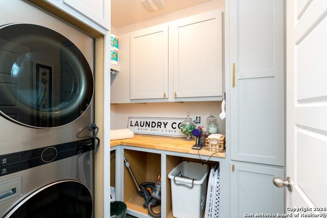 Image 8 of 50 For 393 Trent Drive