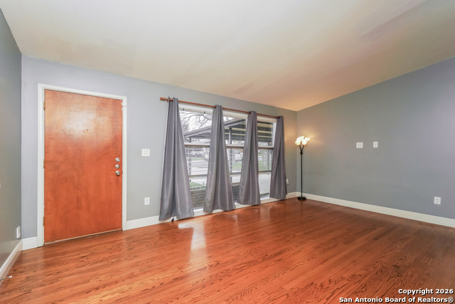 Image 3 of 15 For 531 Gilbert