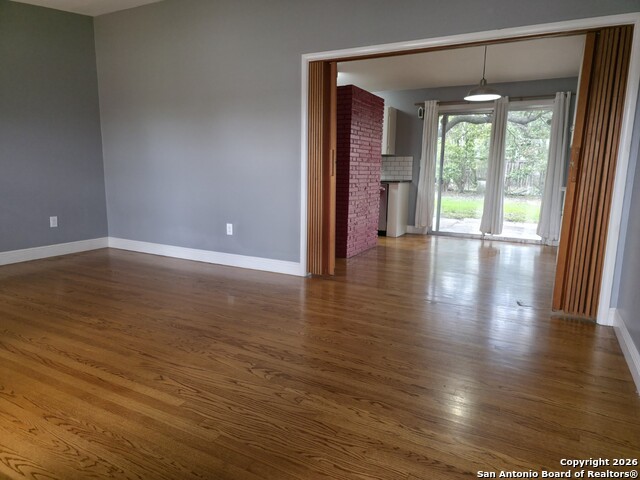 Image 4 of 15 For 531 Gilbert