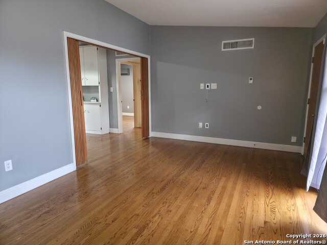 Image 6 of 15 For 531 Gilbert