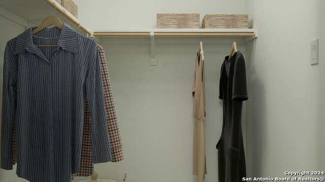 Image 21 of 22 For 6530 Dali Bend