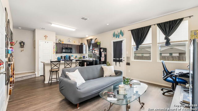 Image 7 of 18 For 10427 Green Prairie