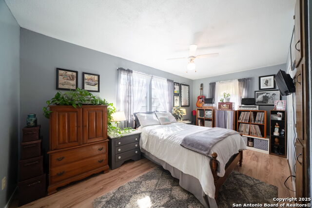 Image 21 of 37 For 119 Post Oak Rd