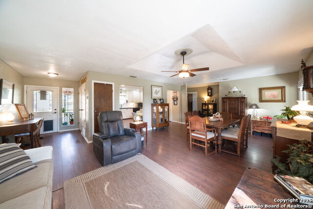 Image 5 of 37 For 119 Post Oak Rd