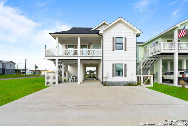 Details for 1529 S Live Oak St, Rockport, TX 78382