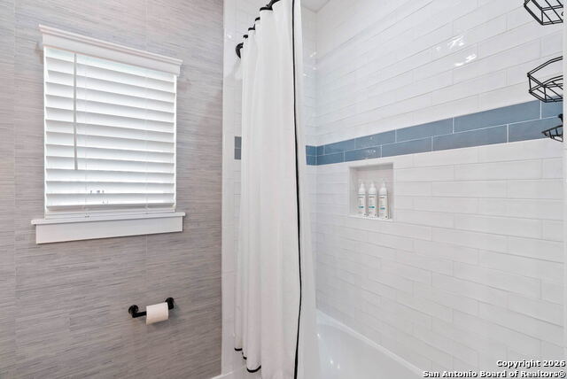 Image 22 of 30 For 1529 S Live Oak St