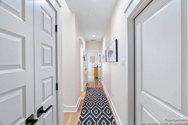 Image 23 of 30 For 1529 S Live Oak St