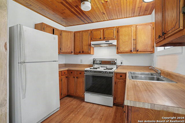 Image 13 of 38 For 746-728 Robin Nest