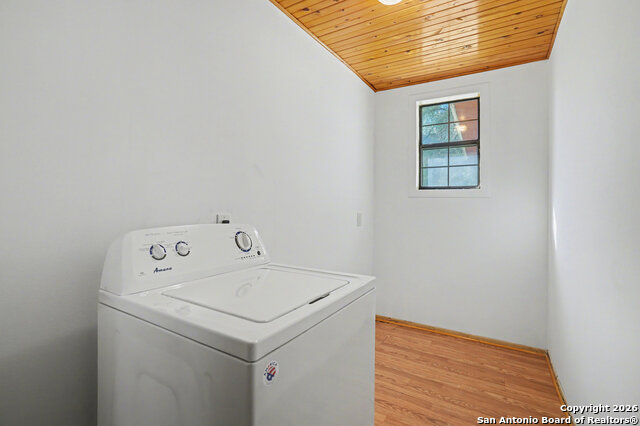 Image 14 of 38 For 746-728 Robin Nest