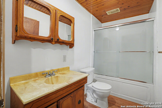 Image 17 of 38 For 746-728 Robin Nest