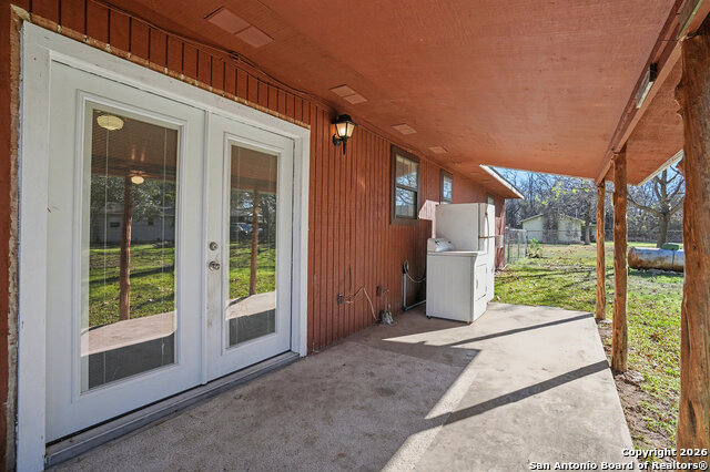 Image 20 of 38 For 746-728 Robin Nest