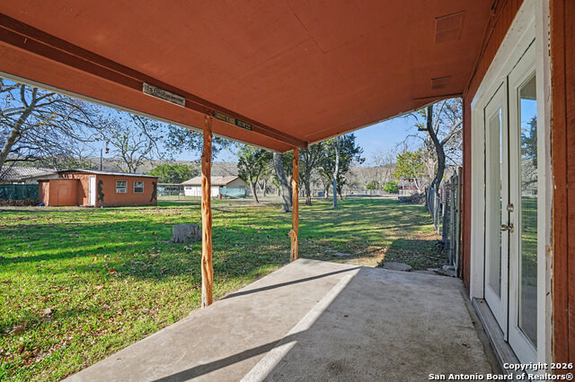 Image 21 of 38 For 746-728 Robin Nest