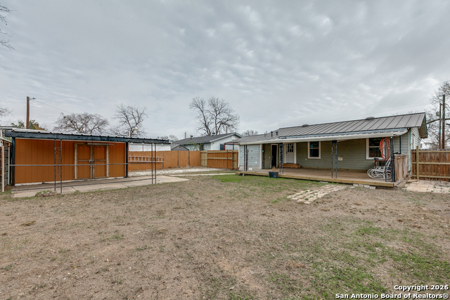 Image 20 of 25 For 6723 Tupper Ave