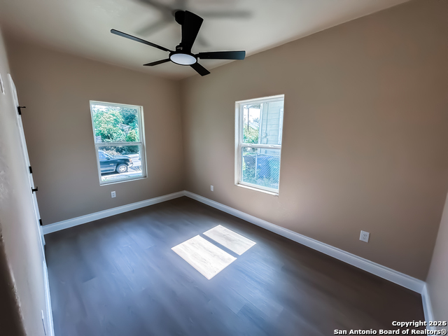 Image 12 of 17 For 1114 Pasadena St