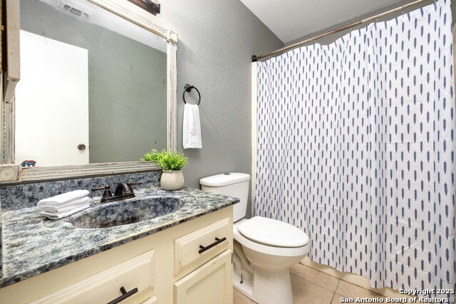 Listing photo id 14 for 953 Lazy Trail