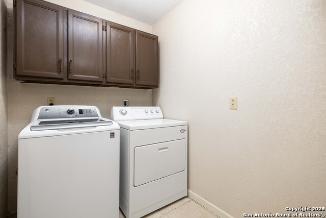 Listing photo id 16 for 953 Lazy Trail