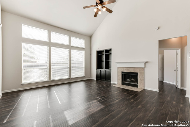 Image 10 of 45 For 922 Desert Bluff