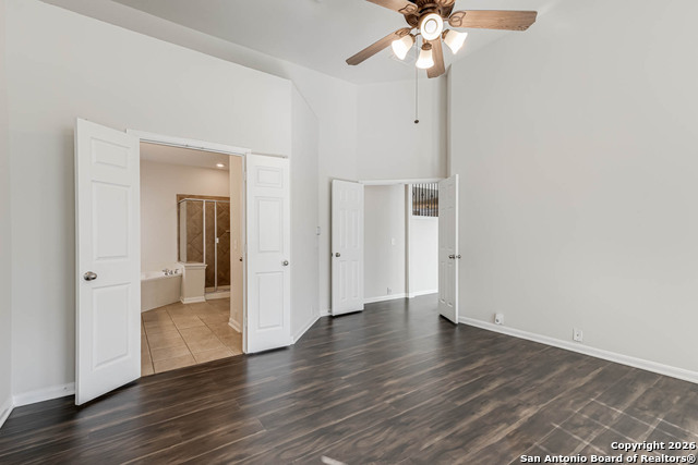 Image 20 of 45 For 922 Desert Bluff