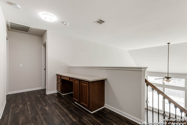 Image 26 of 45 For 922 Desert Bluff