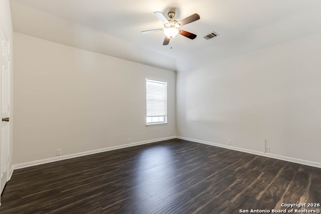 Image 34 of 45 For 922 Desert Bluff