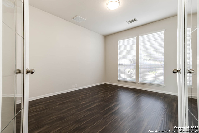 Image 7 of 45 For 922 Desert Bluff