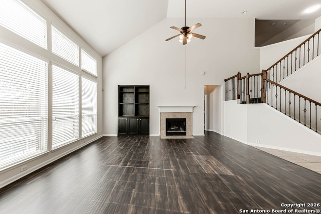 Image 8 of 45 For 922 Desert Bluff