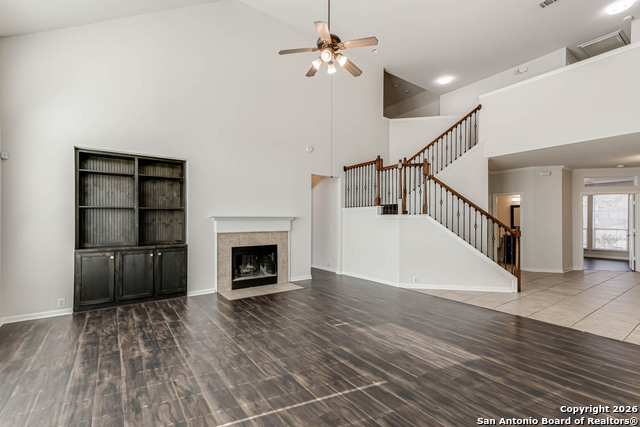 Image 9 of 45 For 922 Desert Bluff