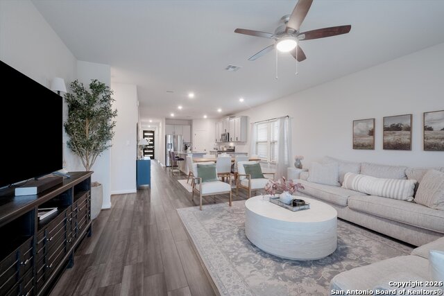 Image 10 of 27 For 10227 Amaryllis