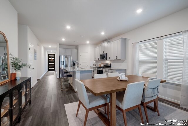 Image 8 of 27 For 10227 Amaryllis