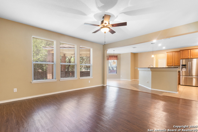 Image 10 of 41 For 2831 Dusseldorf