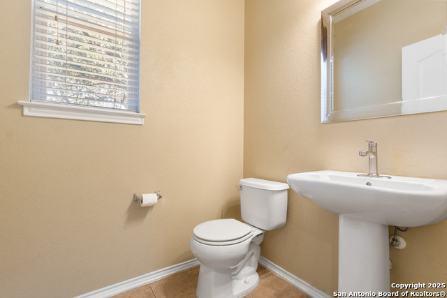 Image 14 of 41 For 2831 Dusseldorf