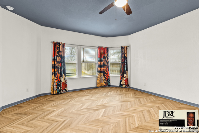 Image 13 of 23 For 3306 Junction Bay