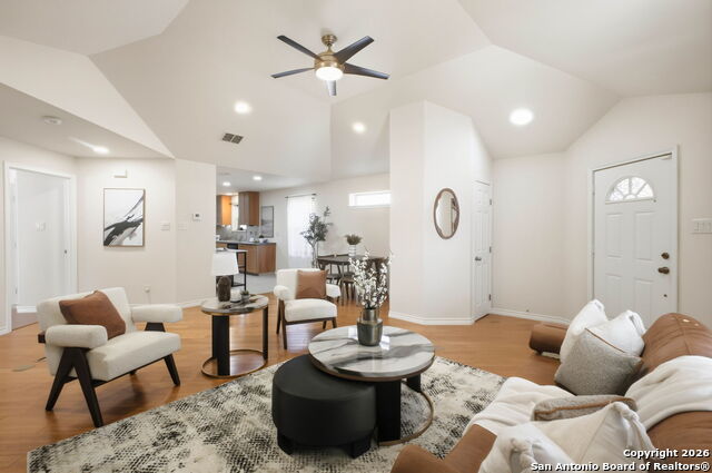 Image 7 of 29 For 7535 Linkside