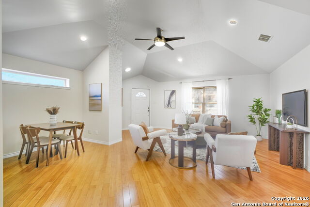 Image 8 of 29 For 7535 Linkside