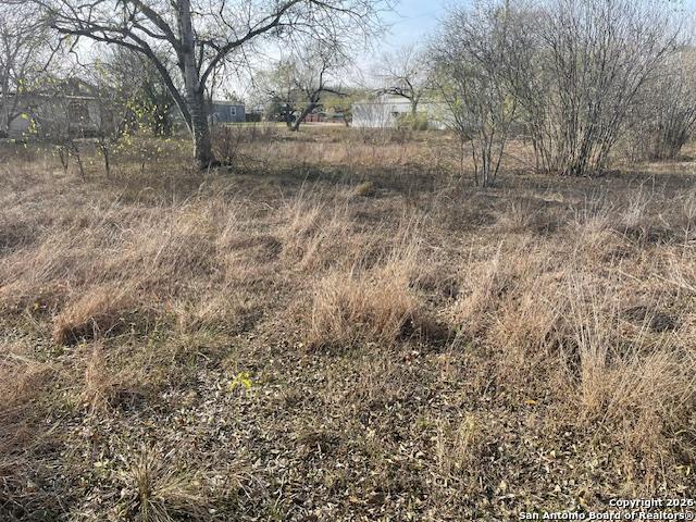 Image 4 of 8 For 606 Cedar  