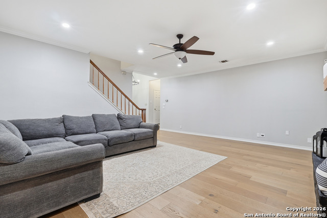 Listing photo id 8 for 8619 Seaton  