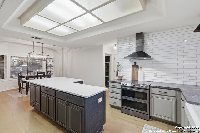 Listing photo id 11 for 8619 Seaton  